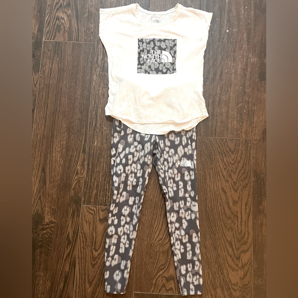 Girls Northface Leopard Set